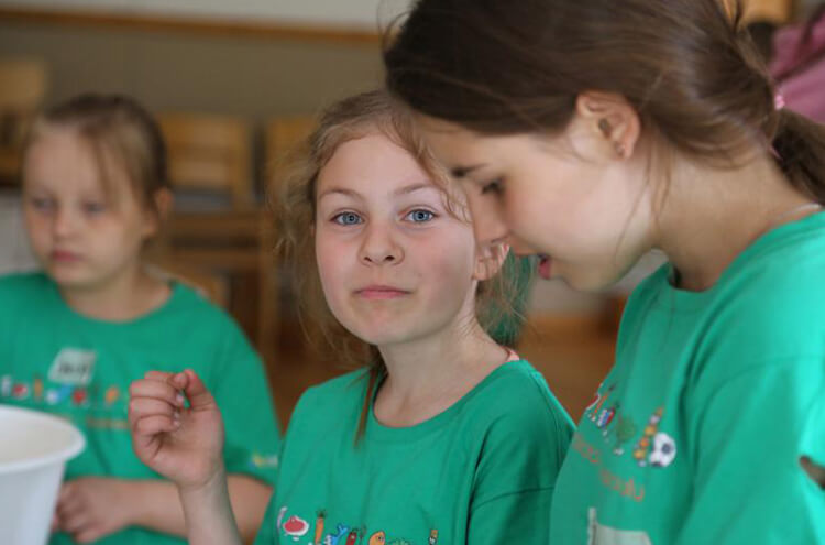 Barn lär sig om matens och motionens betydelse för välmåendet på 48 matskolor featured image